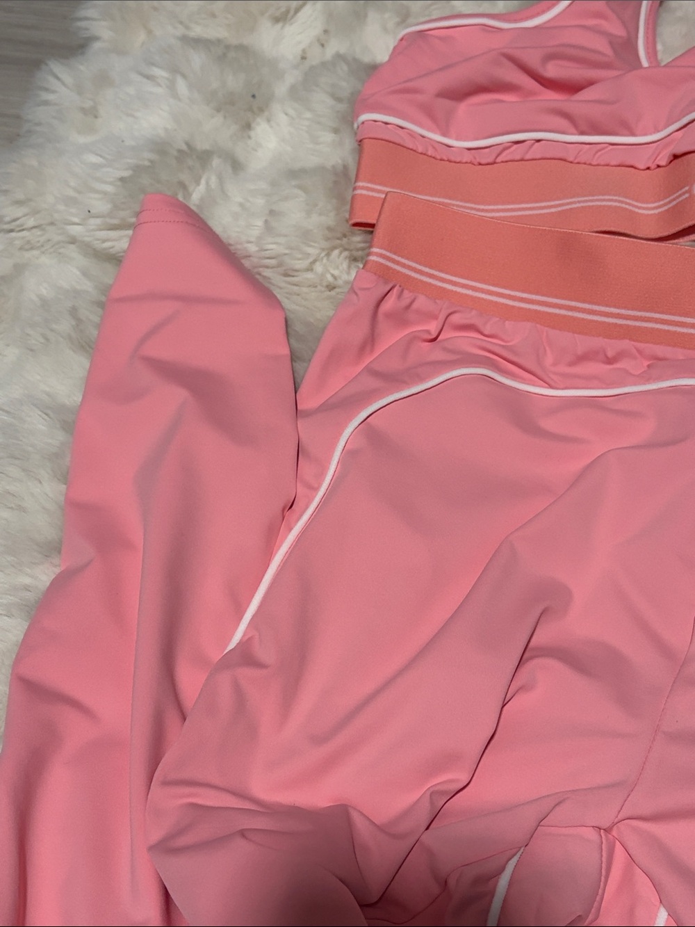 ALO Yoga Pink Sports Bra and Leggings Set with White Trim (3 piece set w/jacket) - Picture 3 of 7